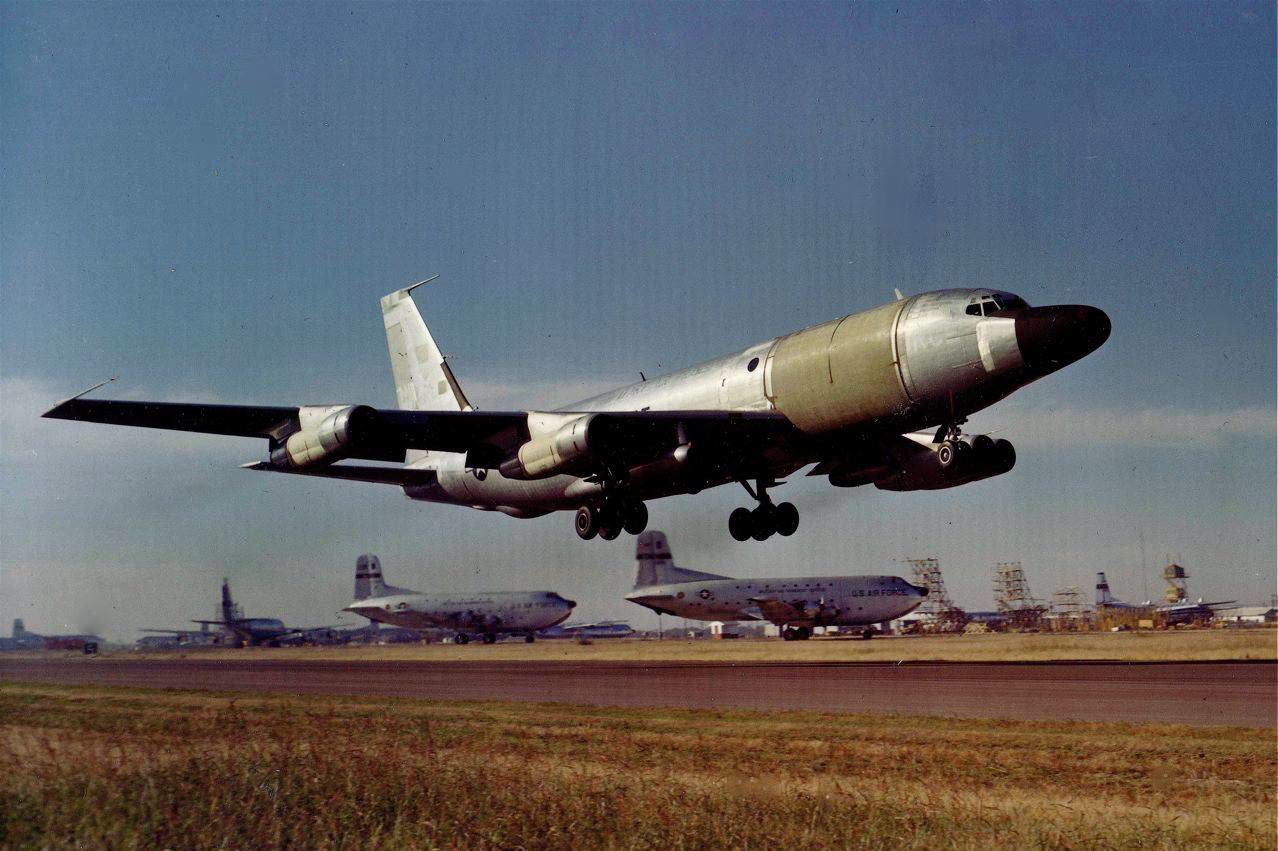 Rivet Amber takeoff photo